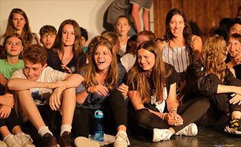 Summer School Schüler lachen 