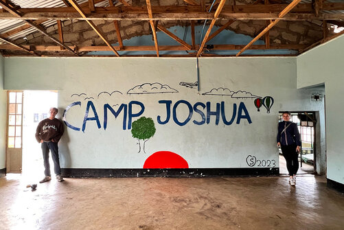 Wand "Camp Joshua"