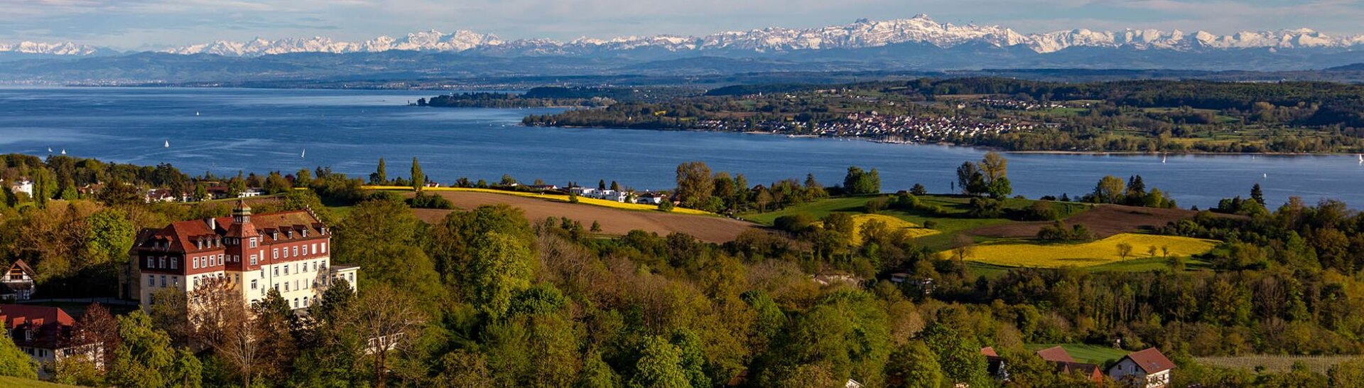 Hier sehen Sie Schloss Spetzgart, einen von drei Standorten des größten deutschen Internats.