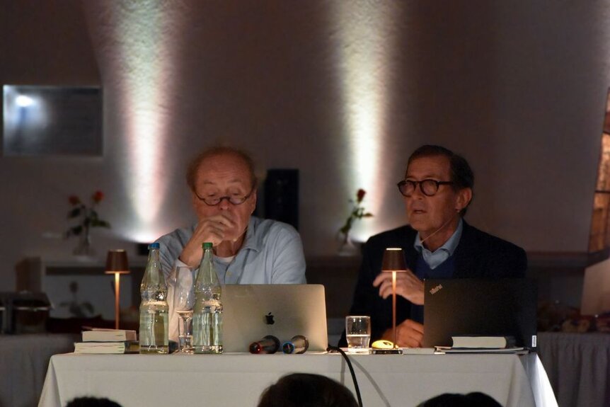 Curtis Briggs und Stefan Lukschy lesen beim Spetzgarter Abendbrot aus ihrem neuen Buch: Die Farbe der Sterne.