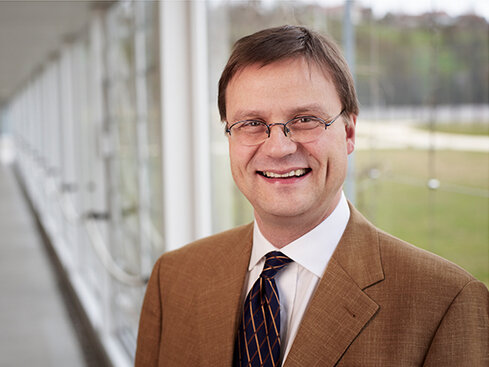 Dr. Günter Klause Dr. Günter Klause | Latein, Russisch, Psychologie, Laufbahnberatung Jahrgangsstufe 11 & 12