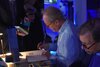 Curtis Briggs und Stefan Lukschy signieren ihr Buch "Das Leuchten der Sterne" beim Spetzgarter Abendbrot.