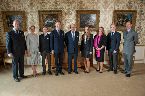 Gruppenbild mit Prince Philip, Duke of Edinburgh
