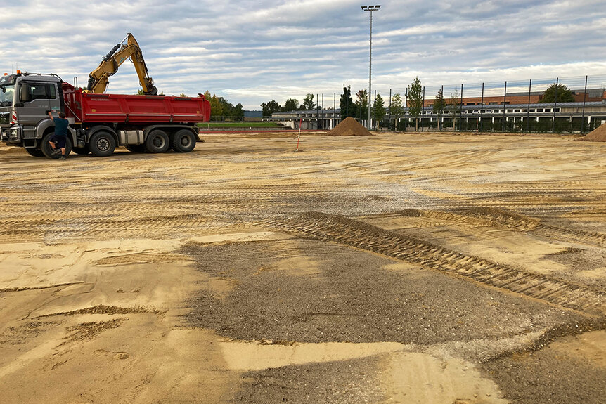 Umbau Hockeyplatz Campus Härlen